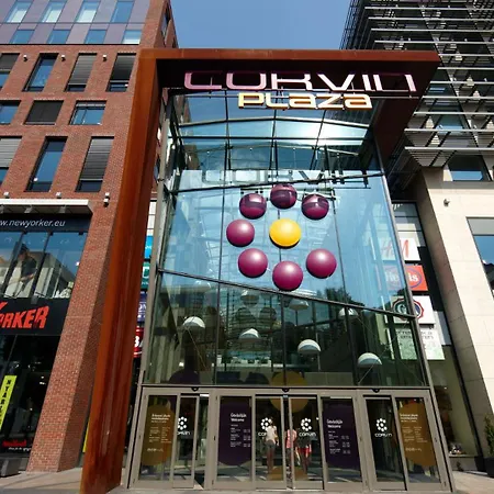 Corvin Palace For Two Daire